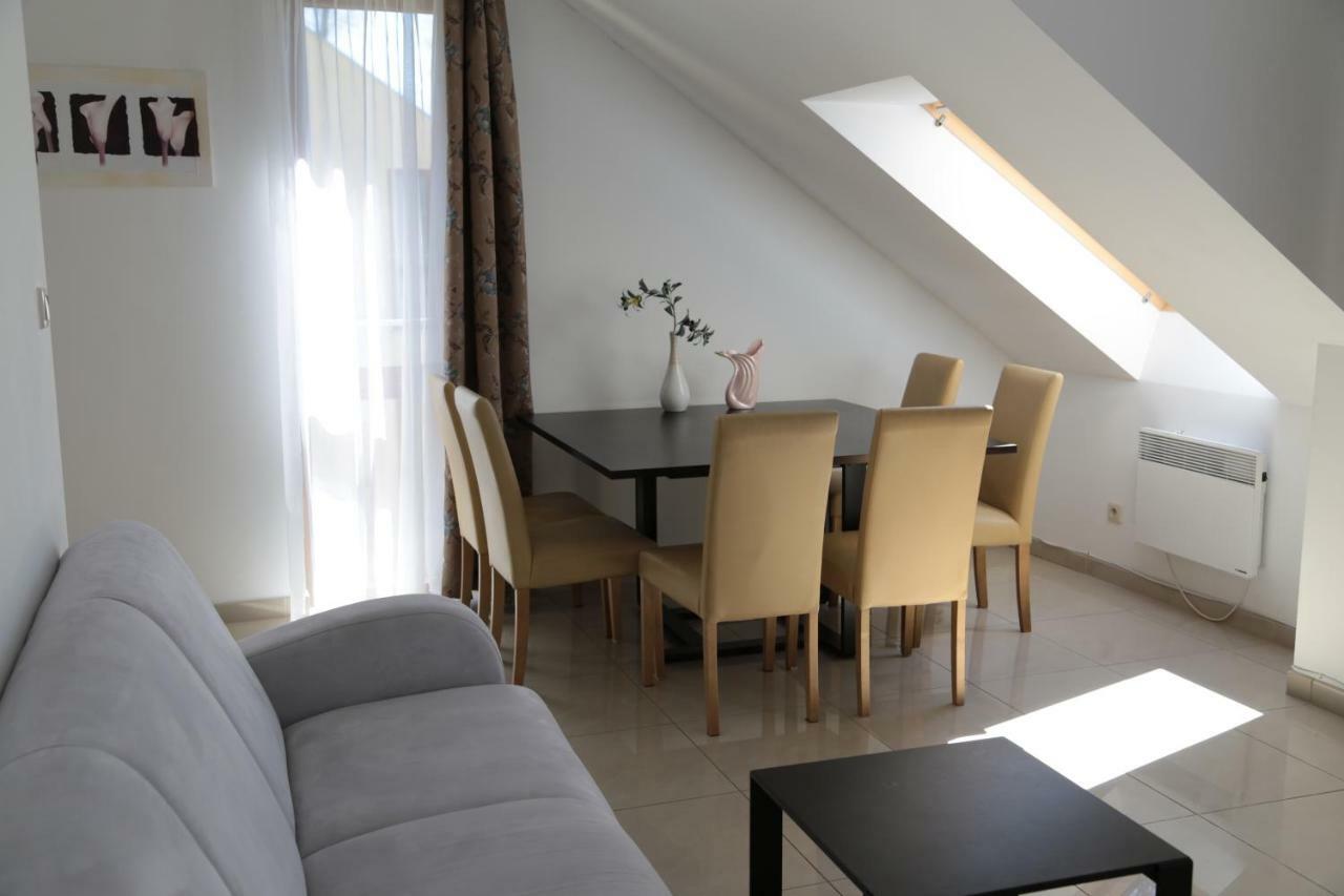Apartament Ams A12 Lägenhet Rewal Exteriör bild